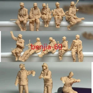 3D printed 1/72 1/48 Resin War II German winter sitting tank soldiers 13 Man - Picture 1 of 5
