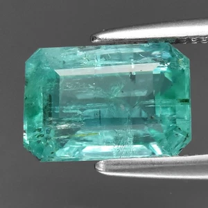 💎 1.33ct 8x5.5mm Octagon Bluish Green Emerald - Nigeria Gemstone - Picture 1 of 4