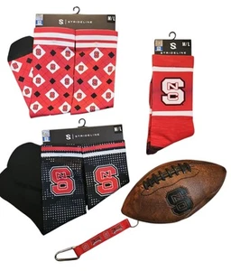 University North Carolina NC State Wolfpack 3 Paar Socken, Schlüsselanhänger, Fußball Posten - Bild 1 von 1