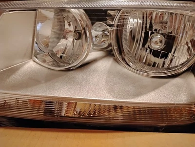 Faro derecho Dodge Avenger 08-14 SE/SXT Foto 1 de 2