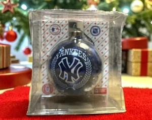 Vintage Topperscot New York Yankees Glass Christmas Ornament Sports Collectors - Picture 1 of 4