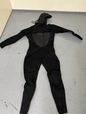 xcel wetsuit Medium mens - Image 1 of 4
