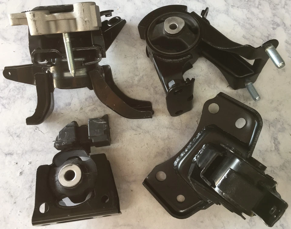 4pcSet fits 2011 2012 2013 2014 2015 2016 Lexus CT200h 1.8L A/T Motor Mounts - Image 1 of 1