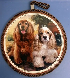 1 WALL ROUND PLAQUE w/cork back, 7", 2 DOGS POSSING FOR PICTURE, brown - Picture 1 of 4