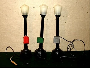 MARX - VINTAGE #073/3 LIGHTED BOULEVARD LAMP POST SET - O/S Gauge Scale (B) - Picture 1 of 8