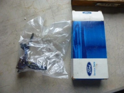 D2ZZ-18578-A NOS Ford Heater Switch  1972 - 1973 Mustang - Image 1 of 4