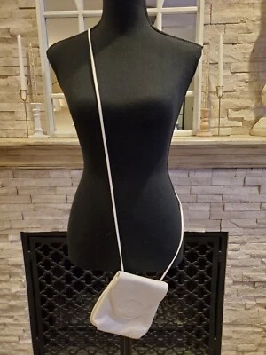 Bolsa tiracolo vintage CARLOS FALCHI couro pebbled branco BOHO - Imagem 1 de 4