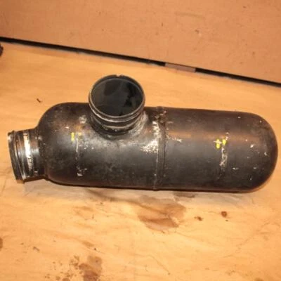 Yamaha 1995-1996 Wave Raider 1100 Exhaust Water Box Muffler Silencer Lock - Image 1 of 2