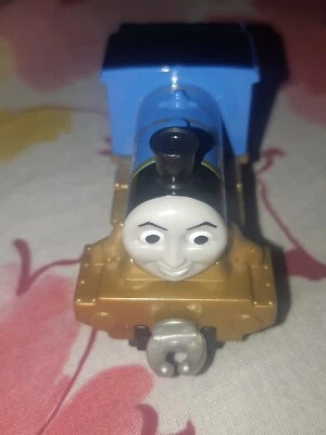 Maquinilla de afeitar The Little Train Thomas & Friends Train to Wheel en metal pequeña Millie Foto 1 de 2