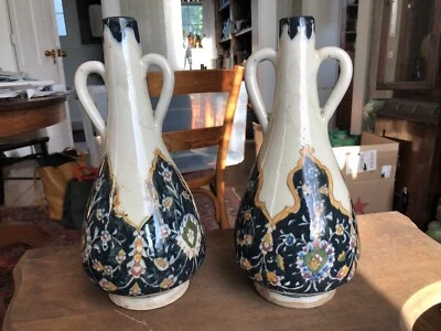 Jarrones estilo Oriente Medio, antiguos anteriores a 1940, par a juego Foto 1 de 4