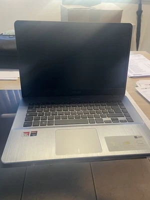 Notebook Asus X505B - Immagine 1 di 4