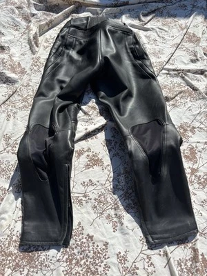 FIRSTGEAR LEATHER MOTORCYCLE PANTS WOMENS 12 - Image 1 of 4