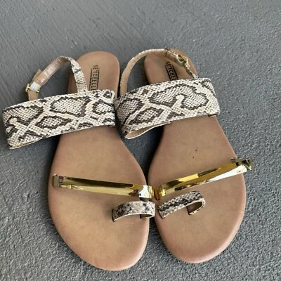 Seychelles Snakeskin Sandals Size 7 Beige/Grey Gold Accent Strap Womans - Image 1 of 4