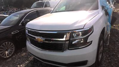 Conjunto parachoques trasero chevy tahoe 17 18 19 Foto 1 de 4