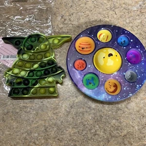 NEW2 Pop It Toys 8 Planets Solar System And Yoda? - Picture 1 of 3