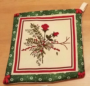 New Handmade Quilted Red Roses & Berries Christmas Potholder- 8.25" x 9" - Picture 1 of 2