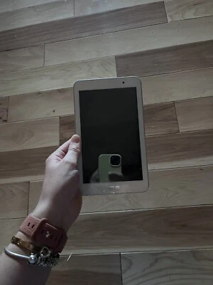 ASUS MeMO Pad ME172V 16GB, Wi-Fi, 7in - Titanium Gray - Image 1 of 2