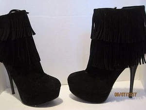 Women's Black Suede Fringe Bootie Heel Qupid Shoes size 8 j112 - Picture 1 of 5