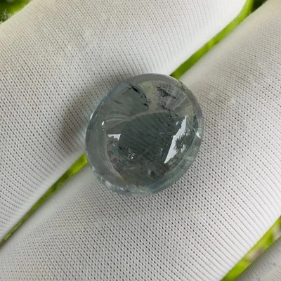 Raro cabujón ovalado de turmalina azul natural, turmalina única 8 quilates aprox. Foto 1 de 4