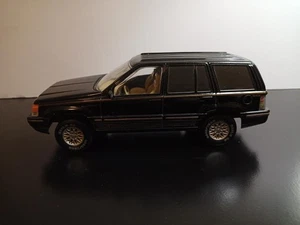 1/24 USED BROOKFIELD COLLECTORS 1994 JEEP GRAND CHEROKEE LIMITED BLACK BANK READ - Picture 1 of 11