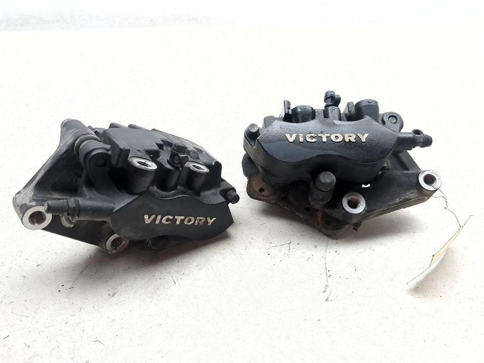 08-15 Victory Vision Tour Front Brake Calipers - Image 1 of 4