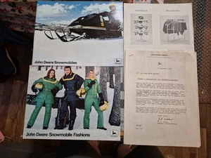 2 Vintage 1974-1977 JOHN DEERE Snowmobile Brochures Full Line Up & Fashions - Picture 1 of 16