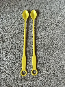 VTG Tupperware 181 Spoons Cocktail Swizzle Sticks 8" Yellow Set of 2  NEW! - Picture 1 of 3