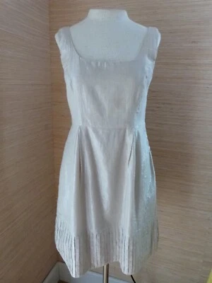 Vestido de fiesta Yoana Baraschi brillante metálico blanco arena vaina talla 4 usado en excelente estado  Foto 1 de 4