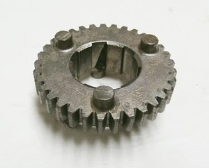 Honda TRX 450 Foreman FM Countershaft Fourth gear 33 tooth 23471-HN0-670 - Picture 1 of 2