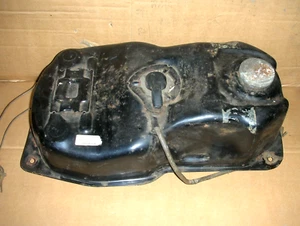 Honda CH 125 Spacy Petrol / Fuel Tank & Cap CH125 - Picture 1 of 3