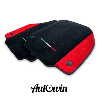 Alfombrillas negras marca AutoWin para Ferrari 488 Spider con Alcántara rojo Foto 1 de 4