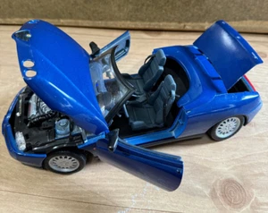 MAISTO ALFA ROMEO SPIDER 1995 BLUE 1/18 # 32831 - Picture 1 of 6