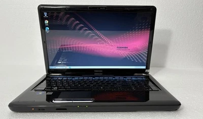 Ноутбук Toshiba Satellite L555D-S7930 17,3 дюйма чистый! AMD Turion II 4 ГБ 500 ГБ WIN 7 - Изображение 1 из 4