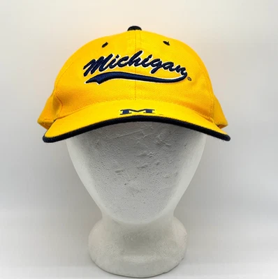 De colección Universidad de Michigan Starter DEADSTOCK Sombrero con Correa Amarillo UM Nuevo Foto 1 de 4