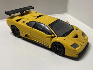 AutoArt Maßstab 1:18 Druckguss GELB Lamborghini Diablo GTR KOSTENLOSER VERSAND - Bild 1 von 15