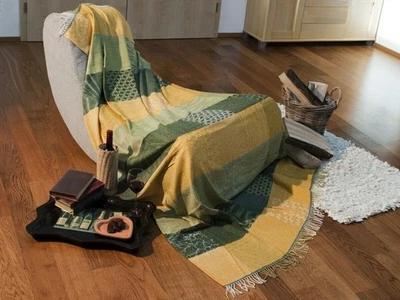 Tagesdecke Kuscheldecke Decke Überwurf Plaid Wohndecke 150x165cm mit Fransen - Bild 1 von 2