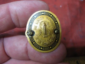 Singer Sewing Machine Badge Emblem Logo Plate 221 Featherweight Black Rimmed - Picture 1 of 3