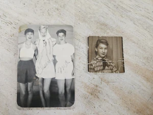 VINTAGE PHOTO BOOTH & ARCADE BILD HÜBSCHE AMERIKANISCHE TEENAGER MÄDCHEN ASIATISCH BLOND - Bild 1 von 4