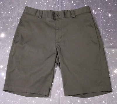 Pantalones cortos de golf Slazenger negros delanteros planos para hombre - talla 32 (entrepierna de 10") Foto 1 de 4