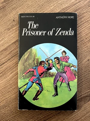 THE PRISONER OF ZENDA - 1984 B&W Pocket Classic Comic Style Vintage Paperback - Image 1 of 4