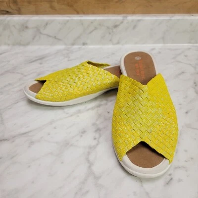 Women's 9 M 39 Bernie Mev Bon Bon Bonbon Yellow Sandals Stretch Slide Flat - Изображение 1 из 4