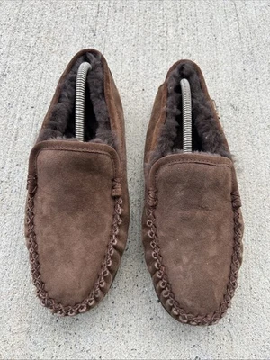 LL Bean Venetian Slippers Men Size 9 Shoes Brown  Shearling Loafers - Image 1 of 4