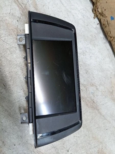 2012 - 2015 BMW 328I 6.5" DISPLAY SCREEN 927039304 - Image 1 of 4