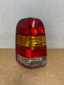 2001 to 2007 Ford Escape Left Driver Lh Side Tail Light Oem I0908 KC - Picture 1 of 6