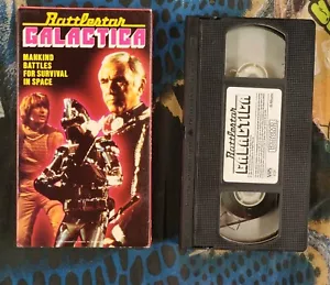 1990 Battlestar Galactica Mankind Battles for Survival in Space VHS 1290 - Foto 1 di 2