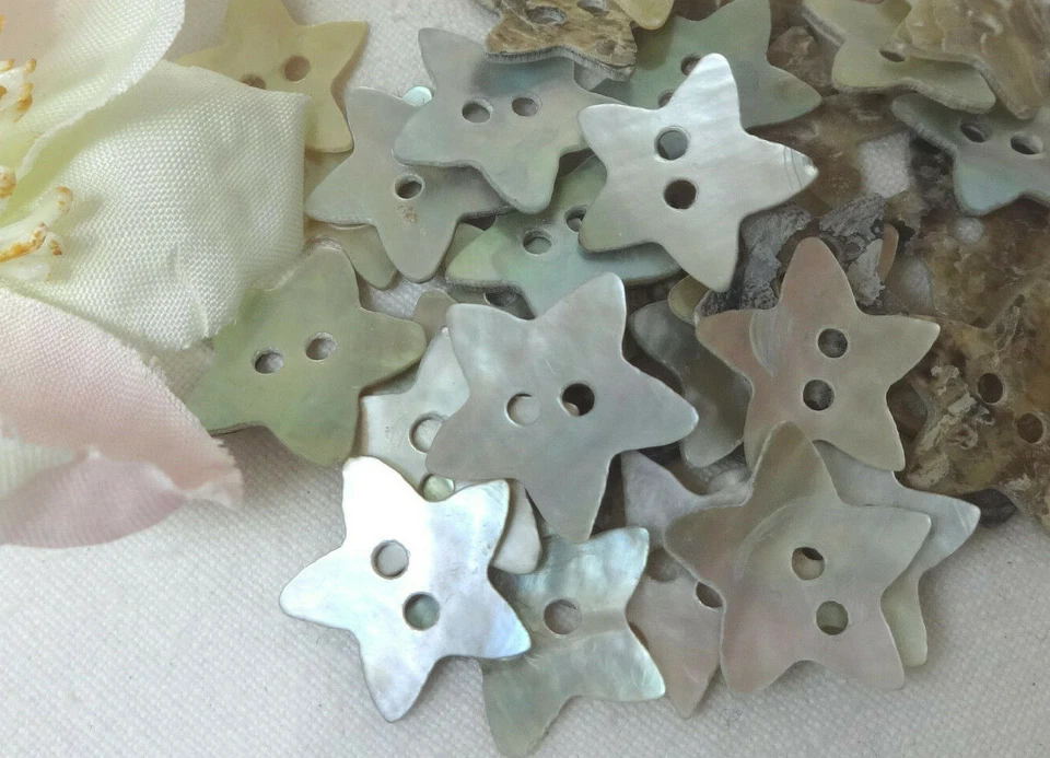 10x KNOPF STERNE PERLMUTT MUSCHELN STERN 13 mm  KINDERKNÖPFE KNÖPFE KINDER BABY - Bild 1 von 4