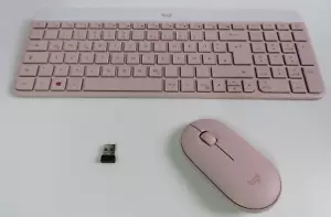 Logitech MK470 Slim Combo - Kabelloses Tastatur-Maus-Set - Rosa - QWERTZ - Top ! - Bild 1 von 3