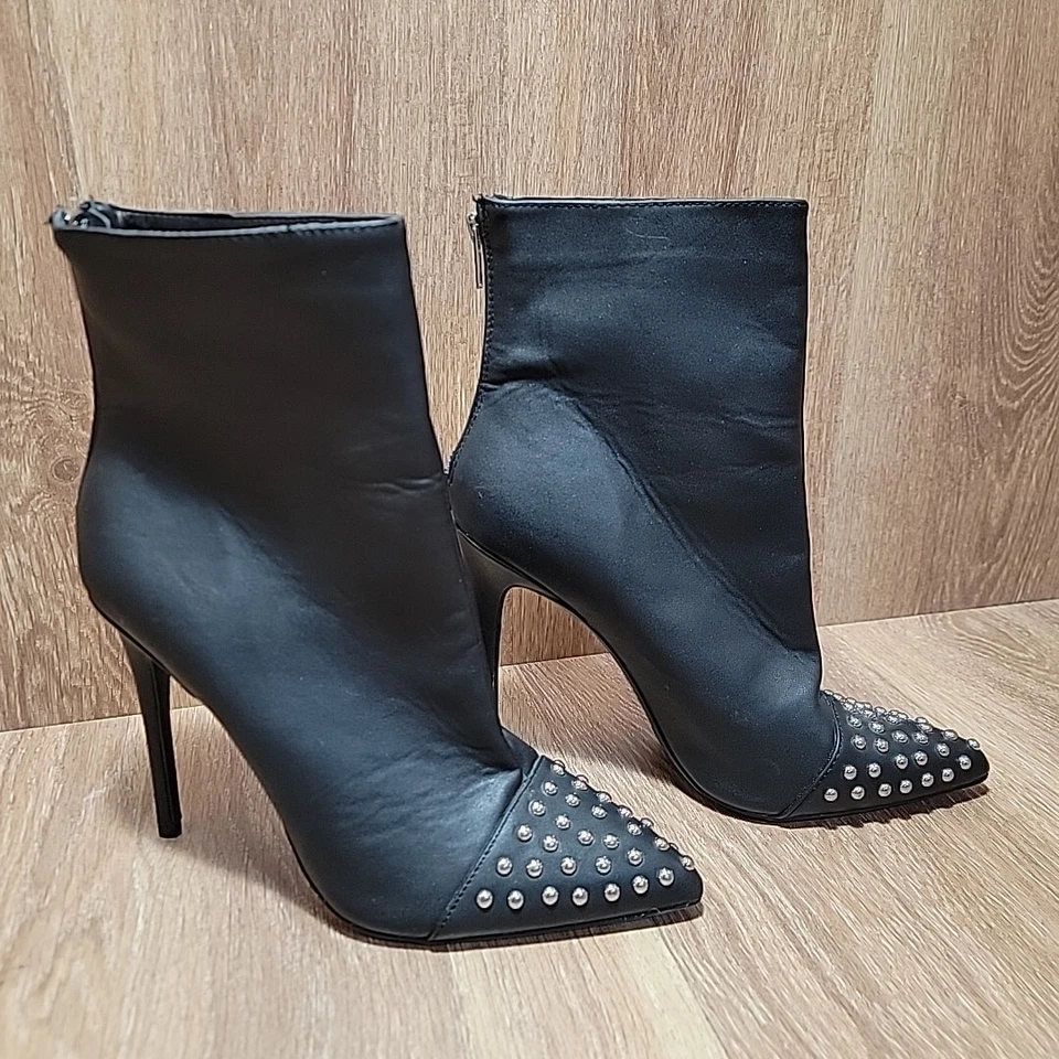 Botines Wild Diva Tacón Para Mujer 9 Cuero Negro Tachonado Cremallera Lateral Tacón Botines Foto 1 de 4