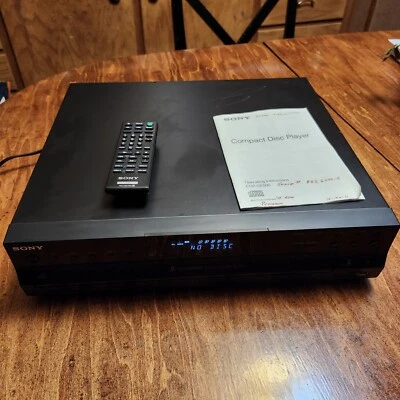 Sony CDP-CE500 - 5 Disc CD Carousel Changer Player / USB Recorder Remote Tested - Image 1 of 4