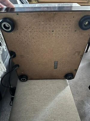 JVC QL-Y3F Turntable feet 4 pieces - Image 1 of 4